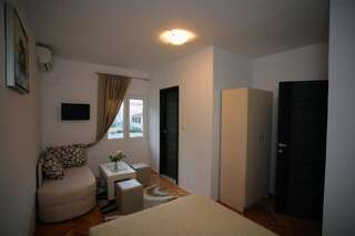 Апартаменты Apartments Obala - Katić Херцег-Нови Двухместный номер с 1 кроватью-2